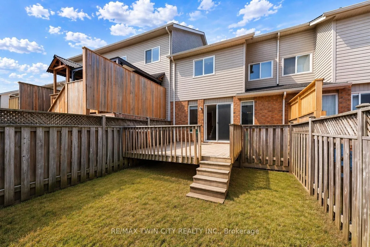 Photo 34 of 90 Donnenwerth Drive, Kitchener — HOMEH