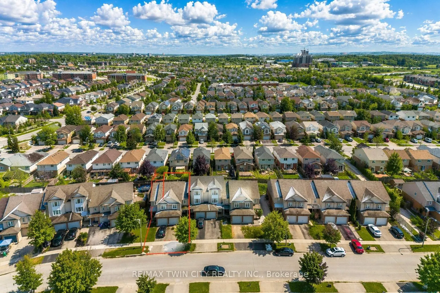 Photo 38 of 90 Donnenwerth Drive, Kitchener — HOMEH