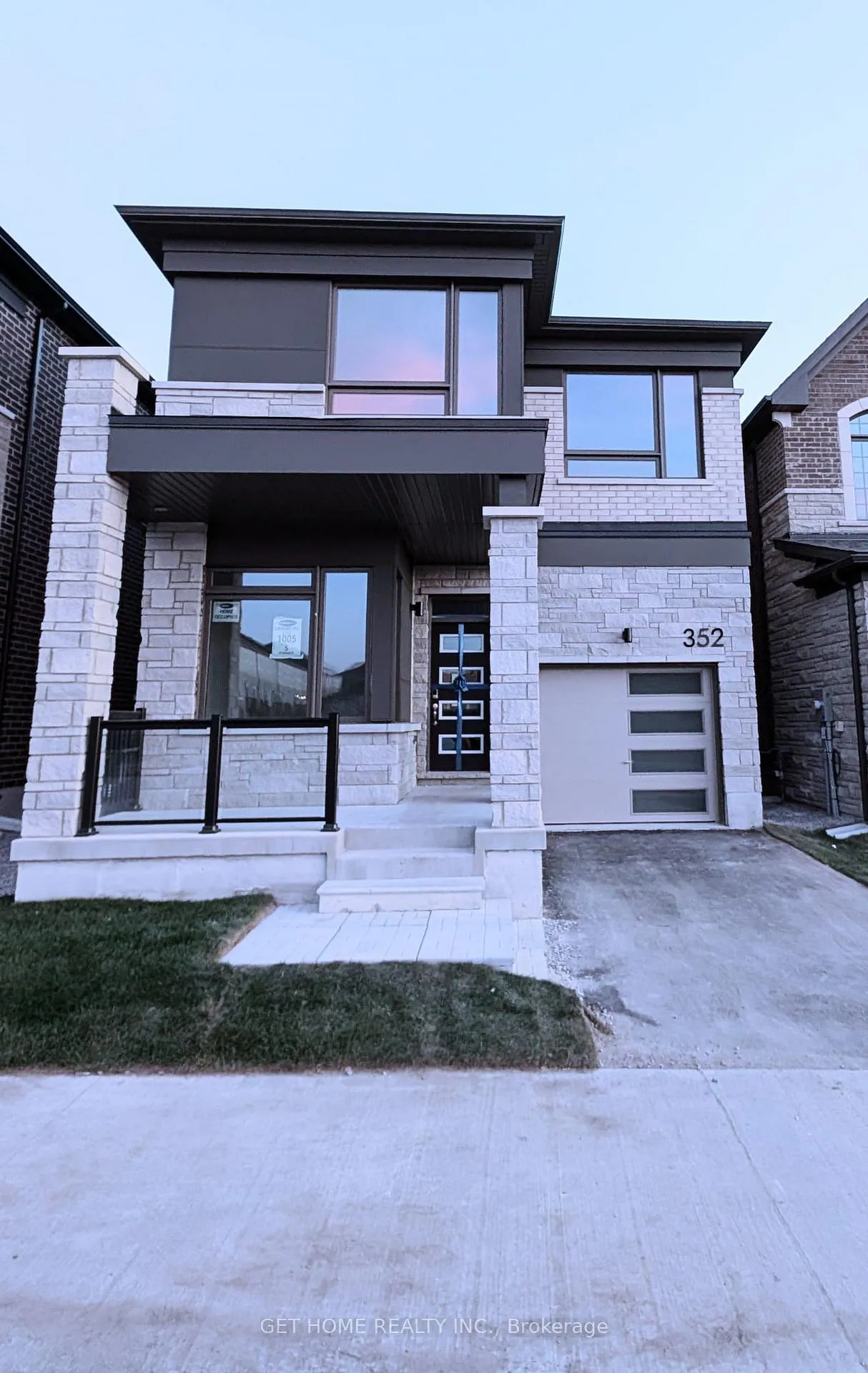 Photo 1 of 352 Madelaine Drive, Barrie, Painswick South — HOMEH