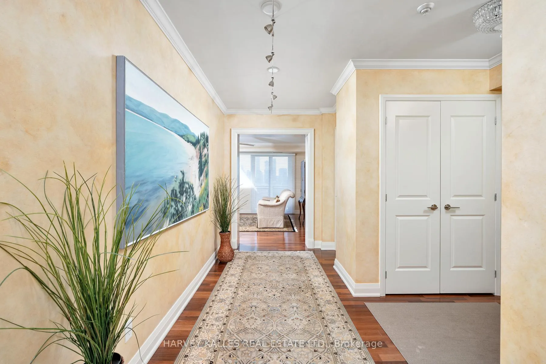 Photo 6 of Unit 1201, 1430 Yonge Street, Toronto, Yonge-St. Clair — HOMEH