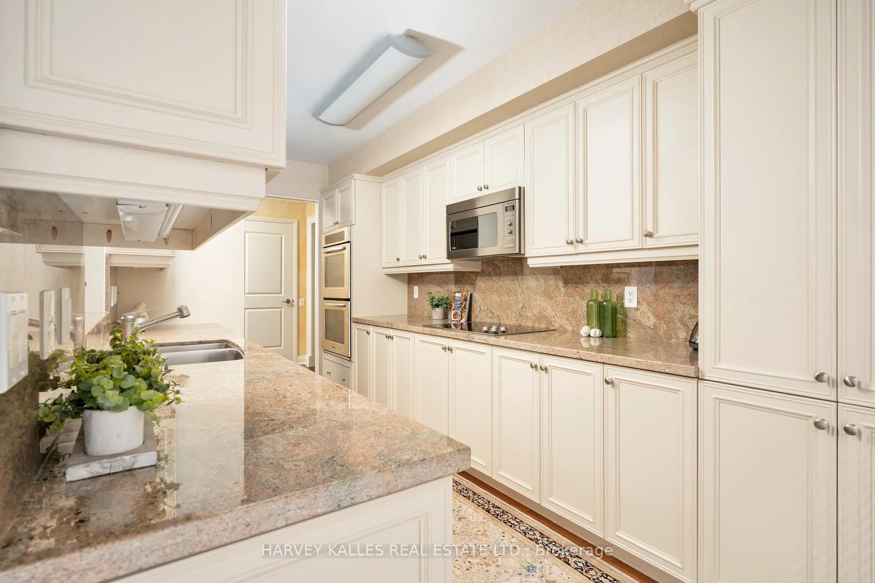 Photo 16 of Unit 1201, 1430 Yonge Street, Toronto, Yonge-St. Clair — HOMEH