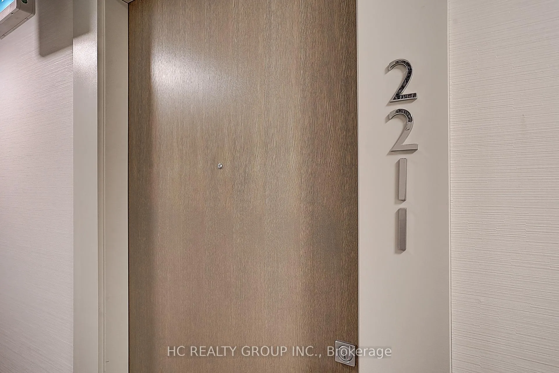 Photo 4 of Unit 2211, 251 Jarvis Street, Toronto, Church-Yonge Corridor — HOMEH