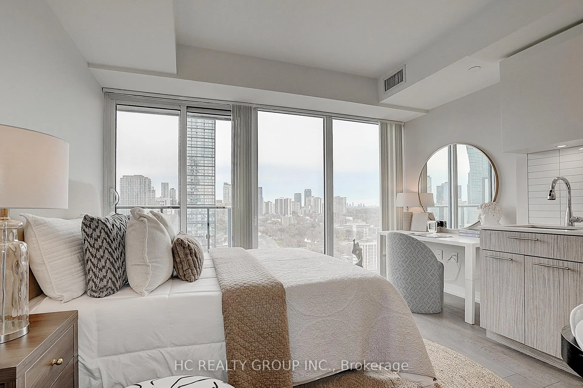 Photo 13 of Unit 2211, 251 Jarvis Street, Toronto, Church-Yonge Corridor — HOMEH