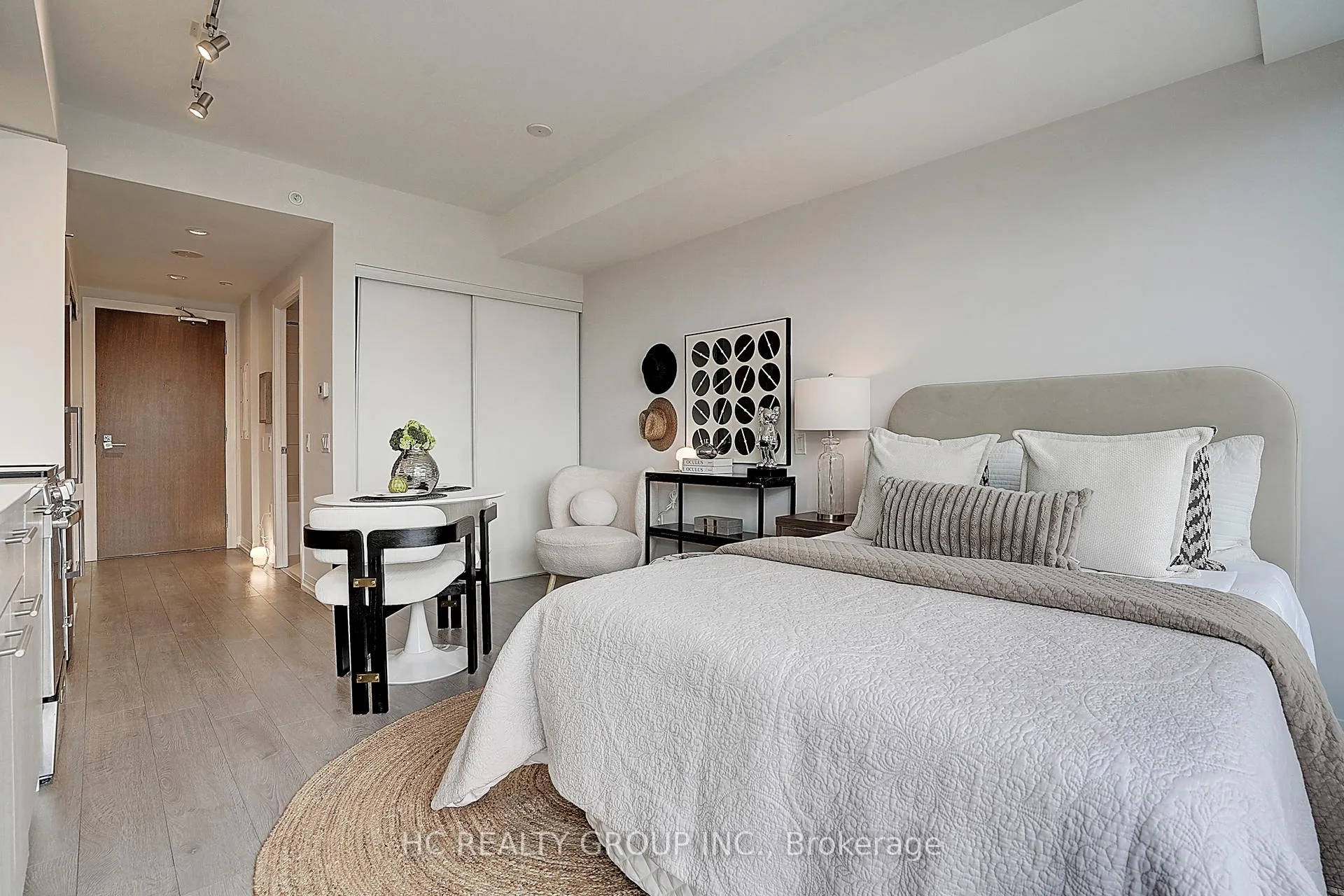 Photo 14 of Unit 2211, 251 Jarvis Street, Toronto, Church-Yonge Corridor — HOMEH