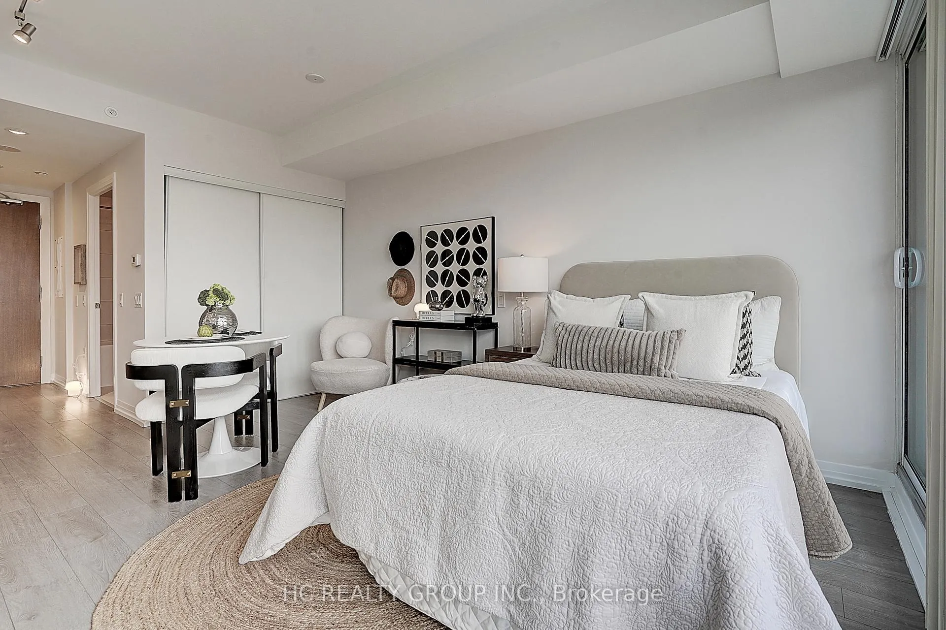 Photo 15 of Unit 2211, 251 Jarvis Street, Toronto, Church-Yonge Corridor — HOMEH