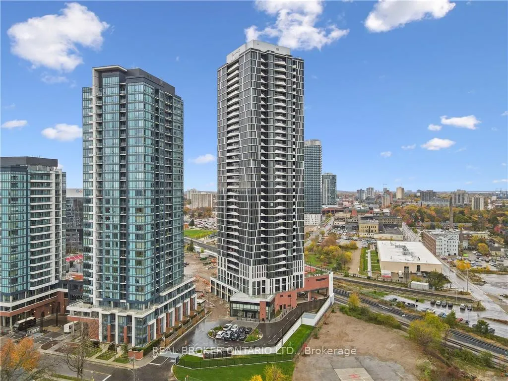 Front of Unit 2912, 25 Wellington Street S