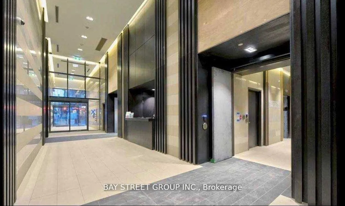 Front of Unit 4805, 501 Yonge Street