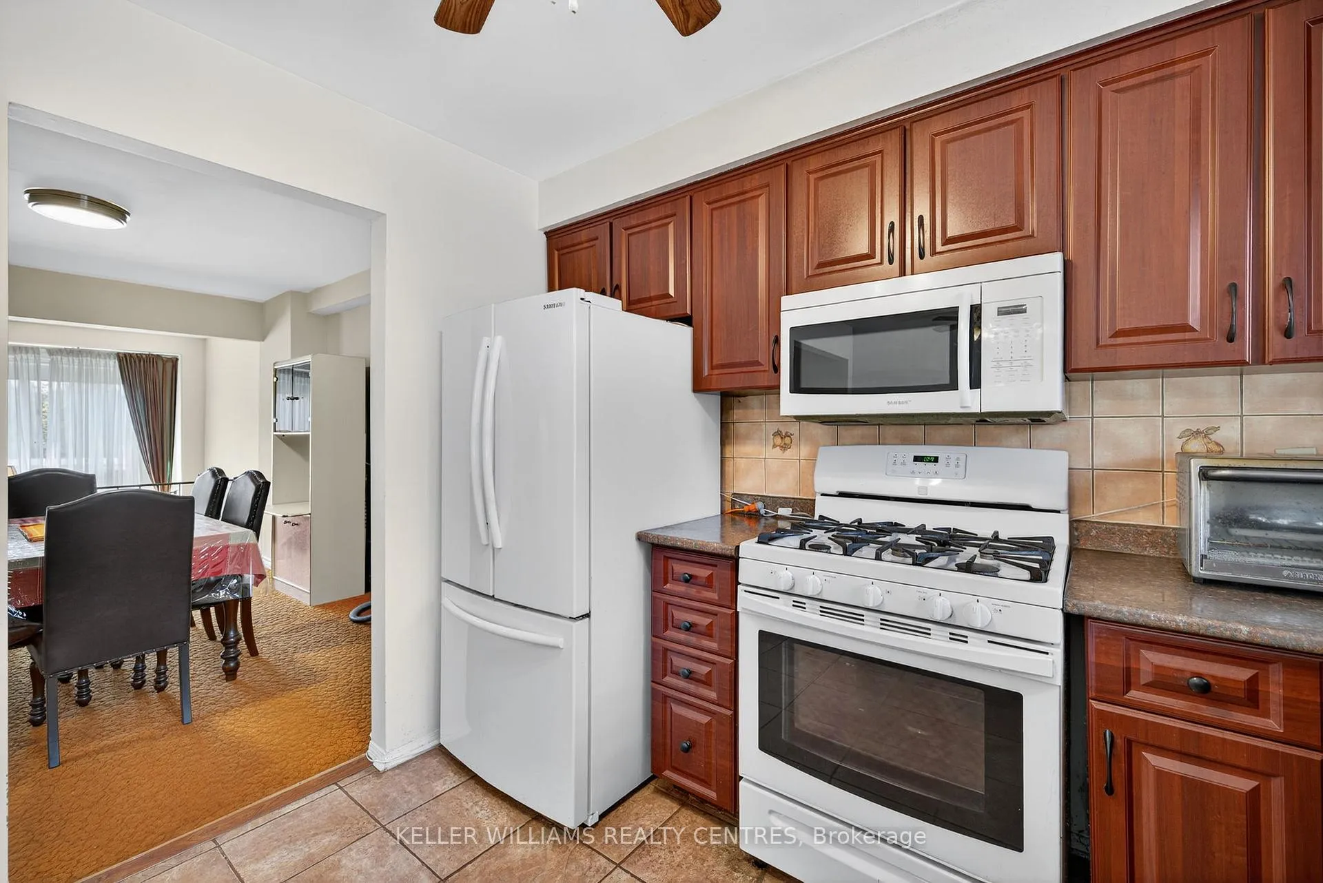 Photo 29 of 100 Poplar Crescent, Aurora, Aurora Highlands — HOMEH