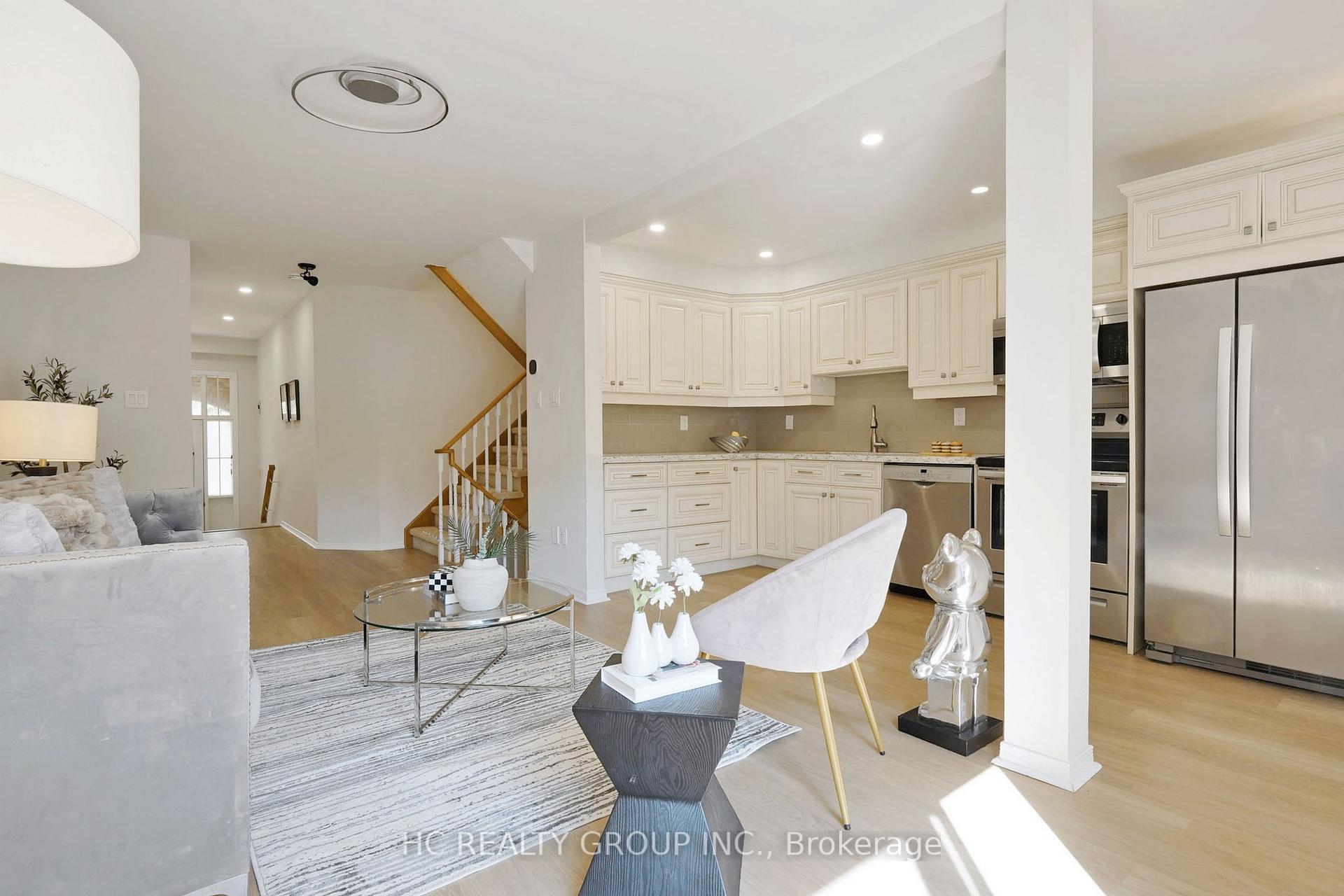 Photo 12 of 83 Mugford Road, Aurora, Bayview Wellington — HOMEH