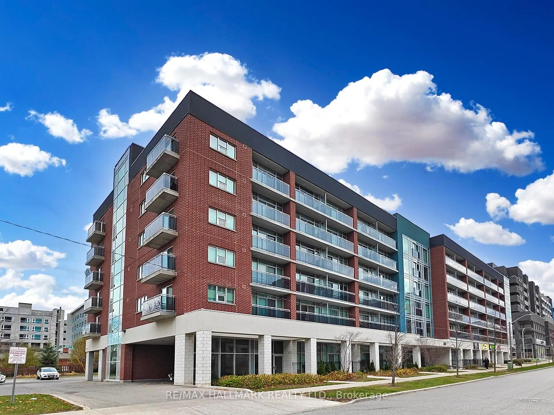 Photo 2 of Unit 430, 308 Lester Street, Waterloo — HOMEH