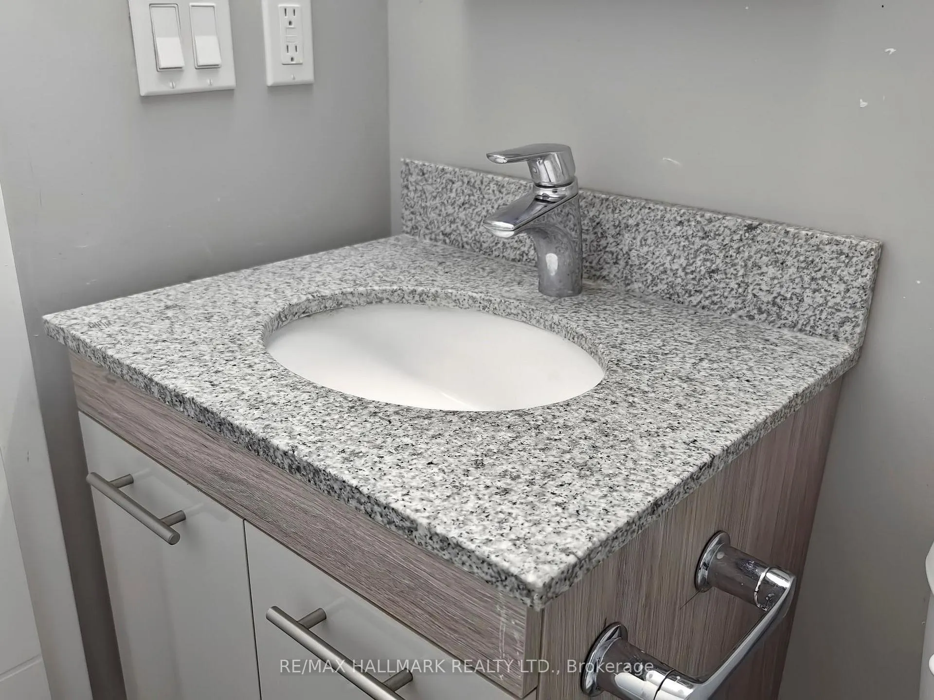 Photo 22 of Unit 430, 308 Lester Street, Waterloo — HOMEH