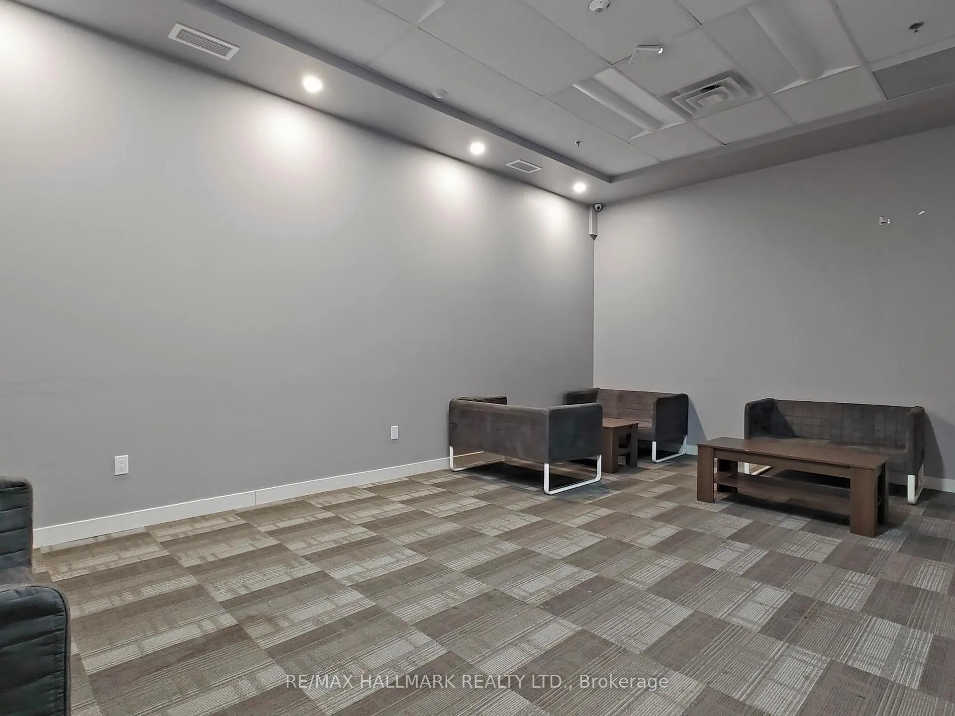 Photo 31 of Unit 430, 308 Lester Street, Waterloo — HOMEH