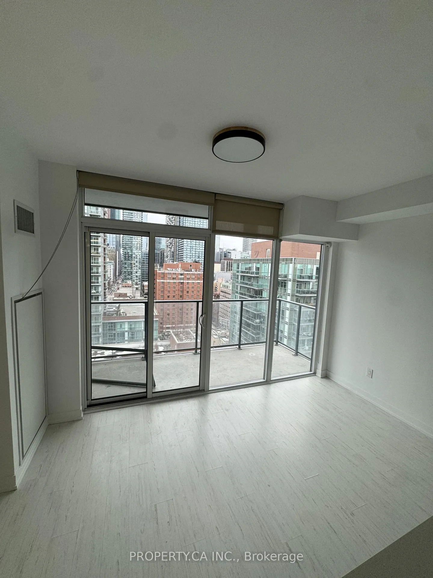 Photo 2 of Unit 1513, 105 George Street, Toronto, Moss Park — HOMEH