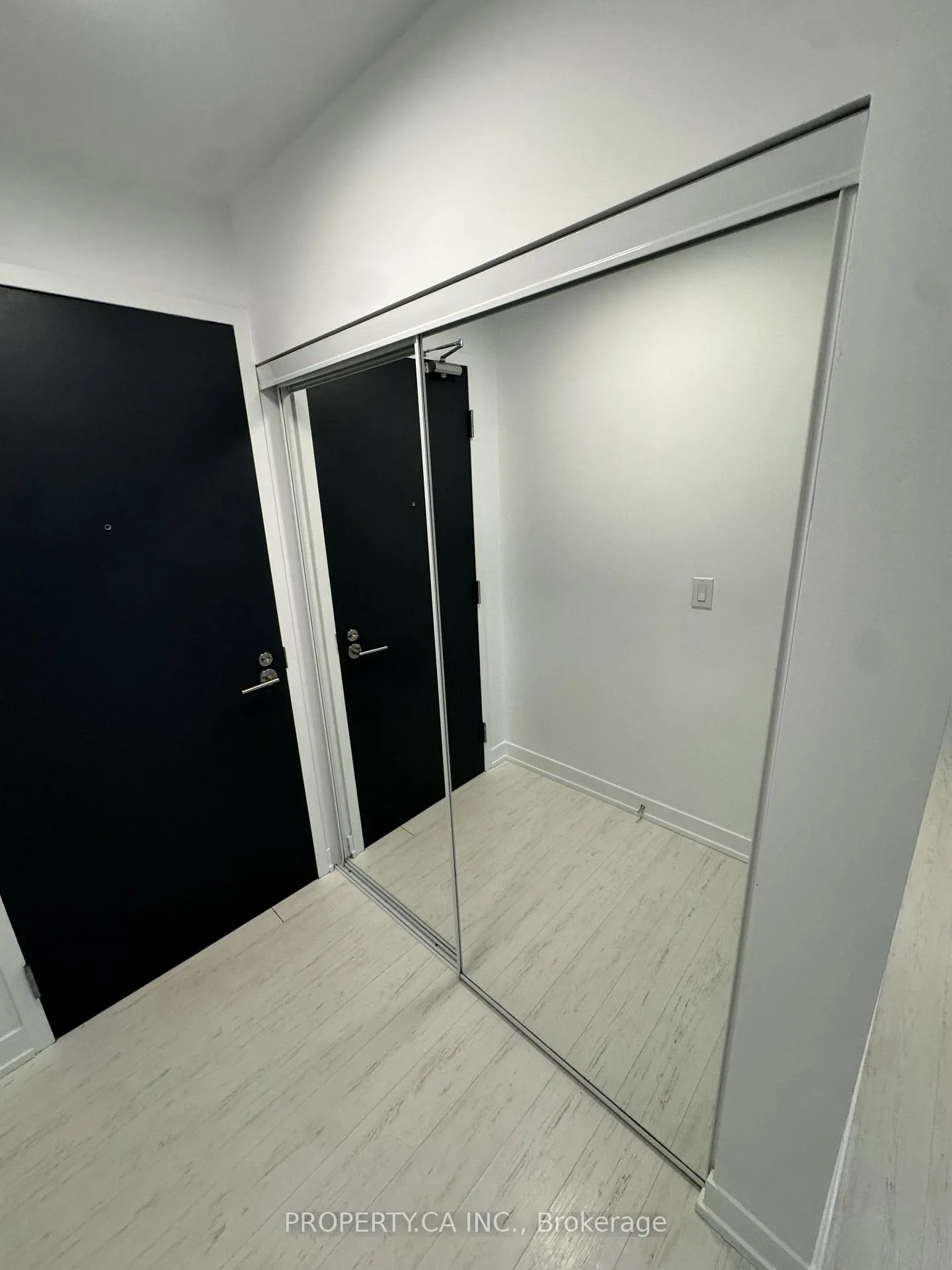 Photo 10 of Unit 1513, 105 George Street, Toronto, Moss Park — HOMEH
