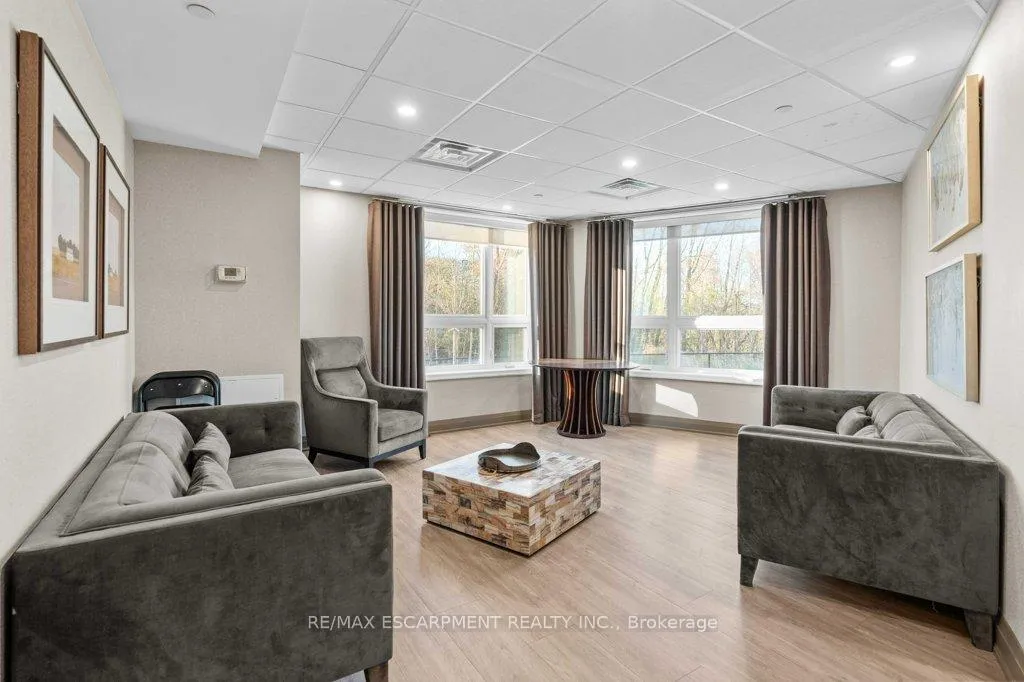 Photo 24 of Unit 511, 125 Shoreview Place, Hamilton, Stoney Creek — HOMEH