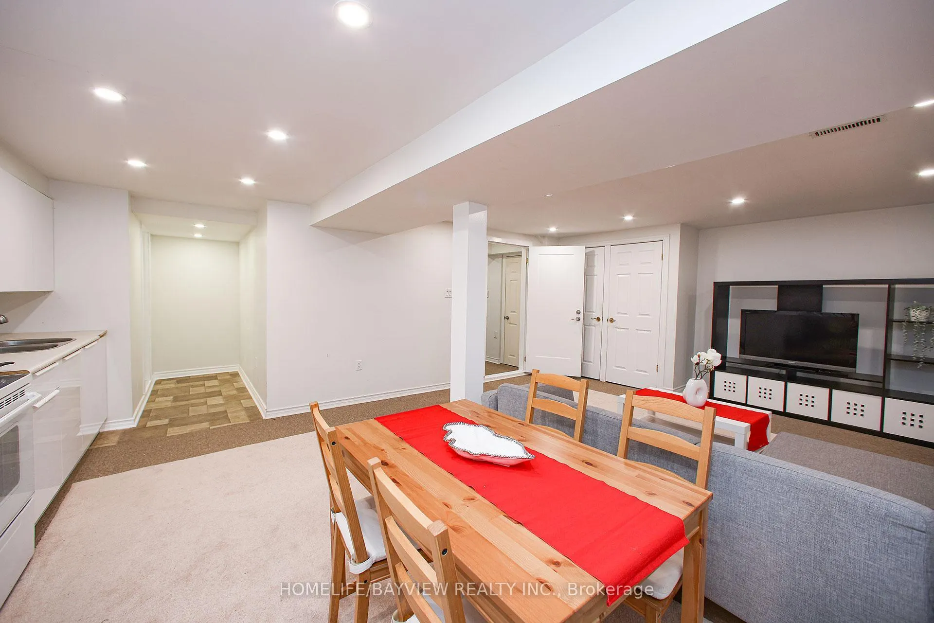 Photo 7 of Unit Basment, 114 Holm Crescent, Markham, Aileen-Willowbrook — HOMEH