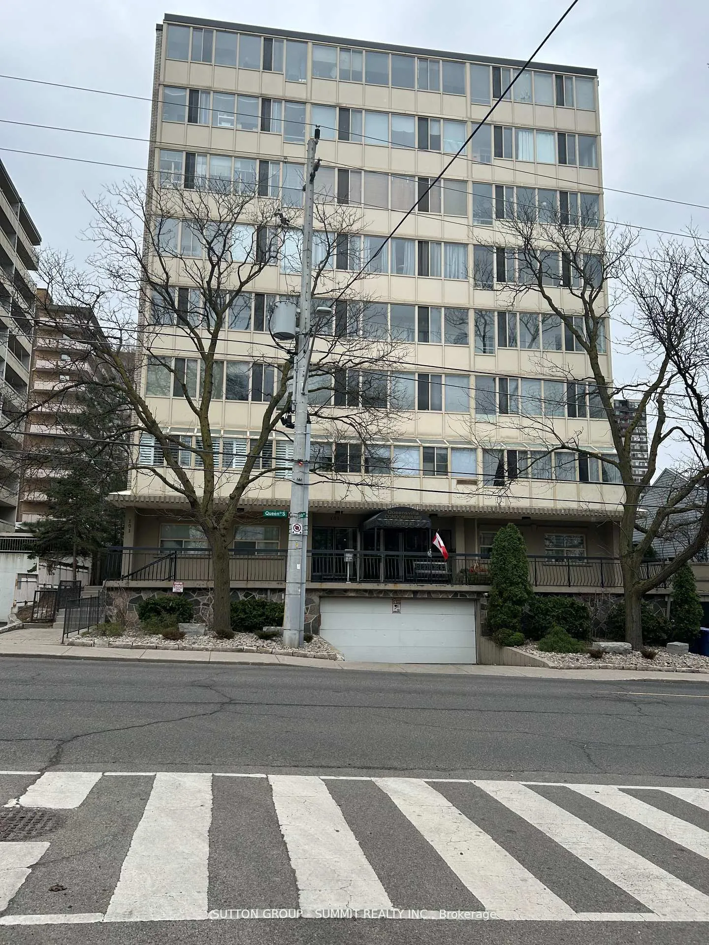 Front of Unit 506, 101 Queen Street