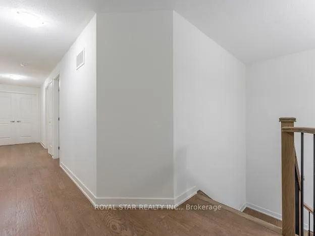 Photo 21 of 36 Shawbridge Court, Hamilton, Stoney Creek Mountain — HOMEH