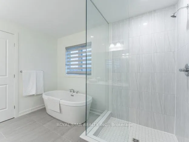 Photo 26 of 36 Shawbridge Court, Hamilton, Stoney Creek Mountain — HOMEH
