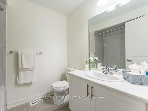 Photo 28 of 36 Shawbridge Court, Hamilton, Stoney Creek Mountain — HOMEH