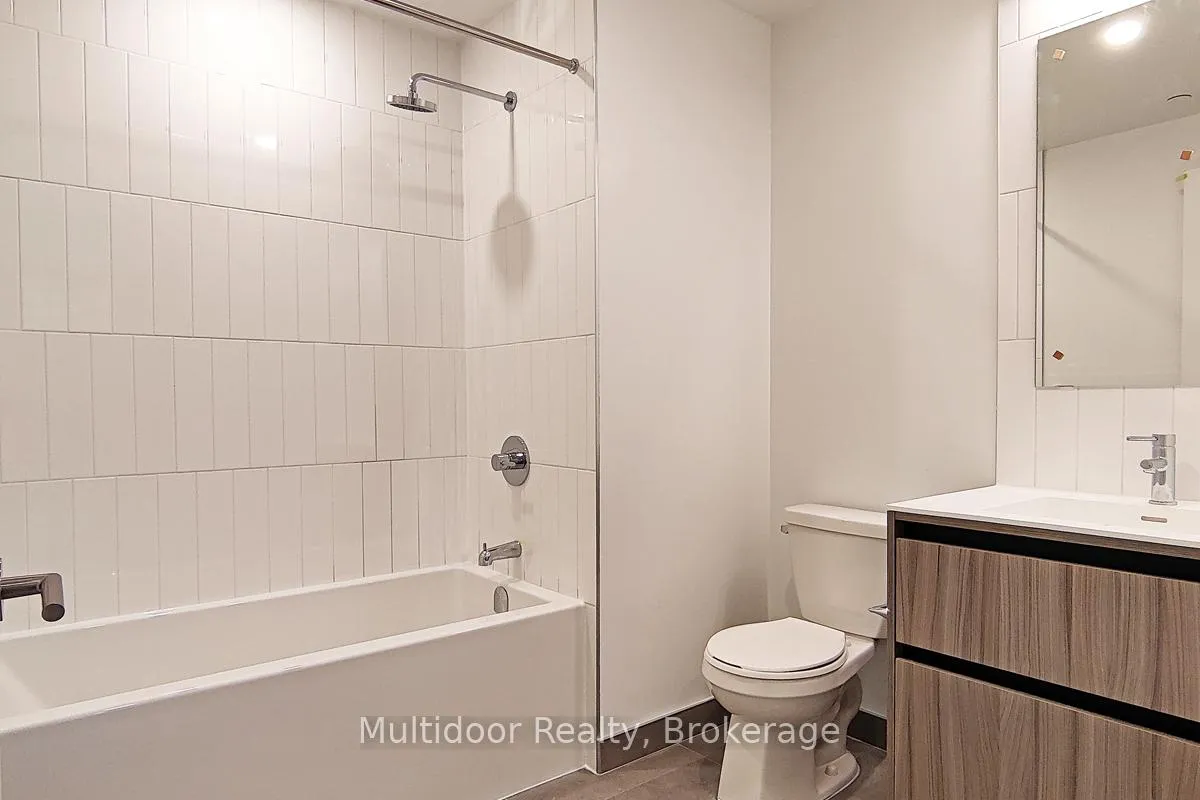Photo 5 of Unit D-423, 8 Beverley Glen Boulevard, Vaughan, Beverley Glen — HOMEH