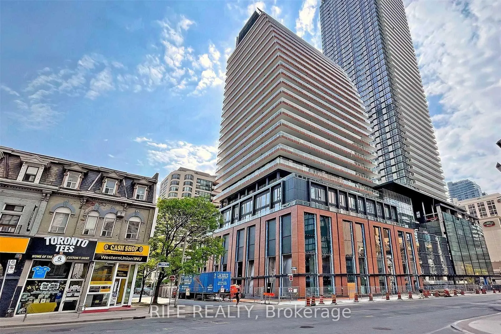 Photo 1 of Unit 702, 18 Maitland Terrace, Toronto, Church-Yonge Corridor — HOMEH