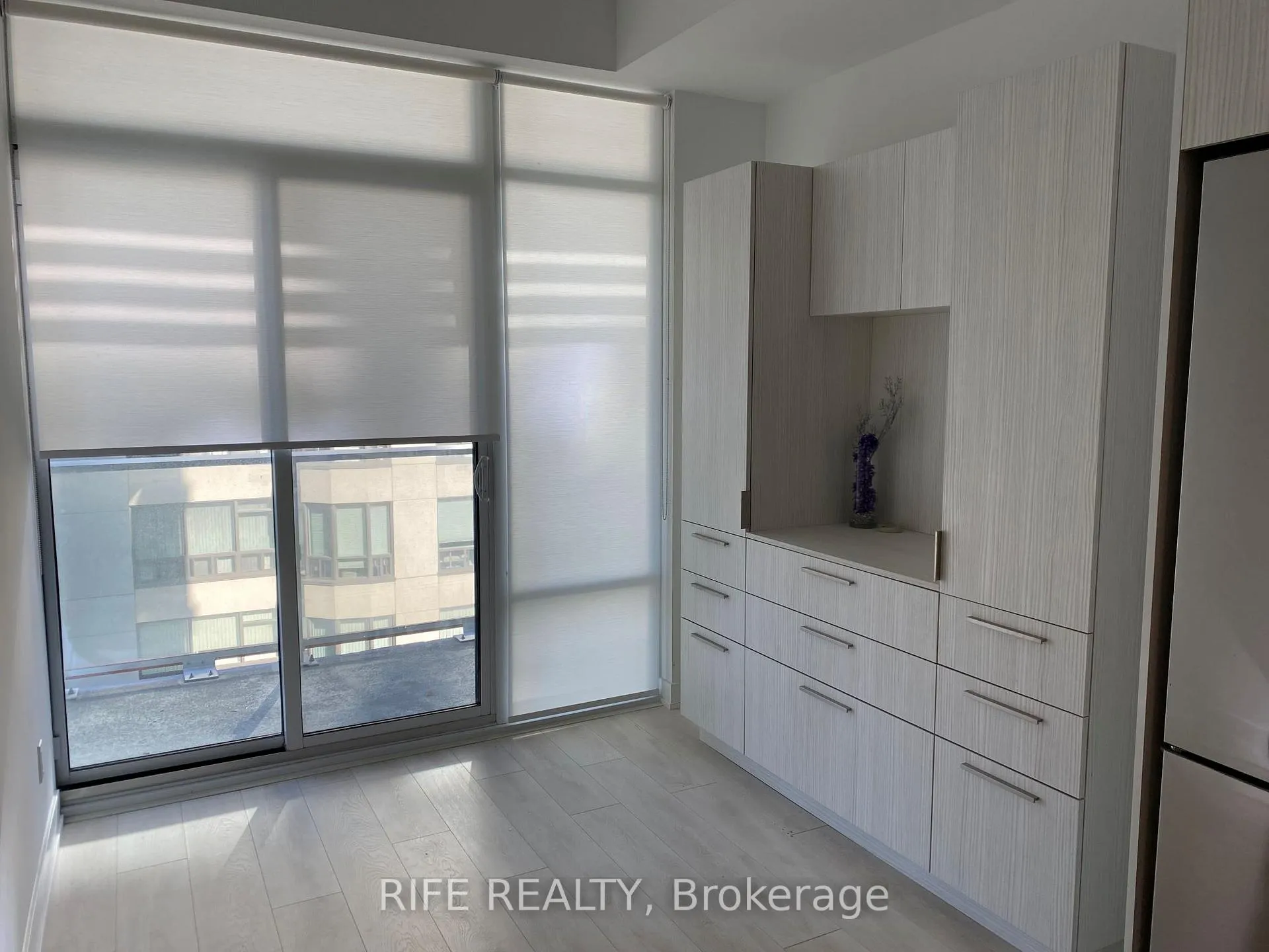 Photo 9 of Unit 702, 18 Maitland Terrace, Toronto, Church-Yonge Corridor — HOMEH