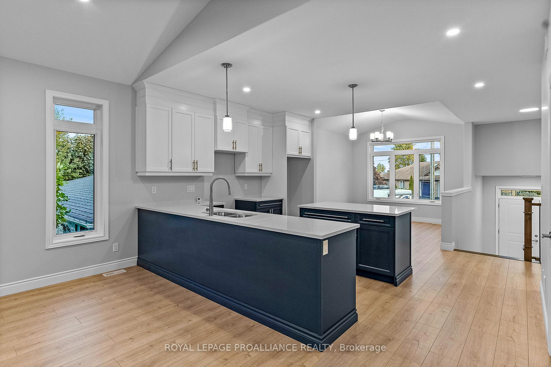 Photo 5 of 109 Lakehurst Street, Brighton, Rural Brighton — HOMEH