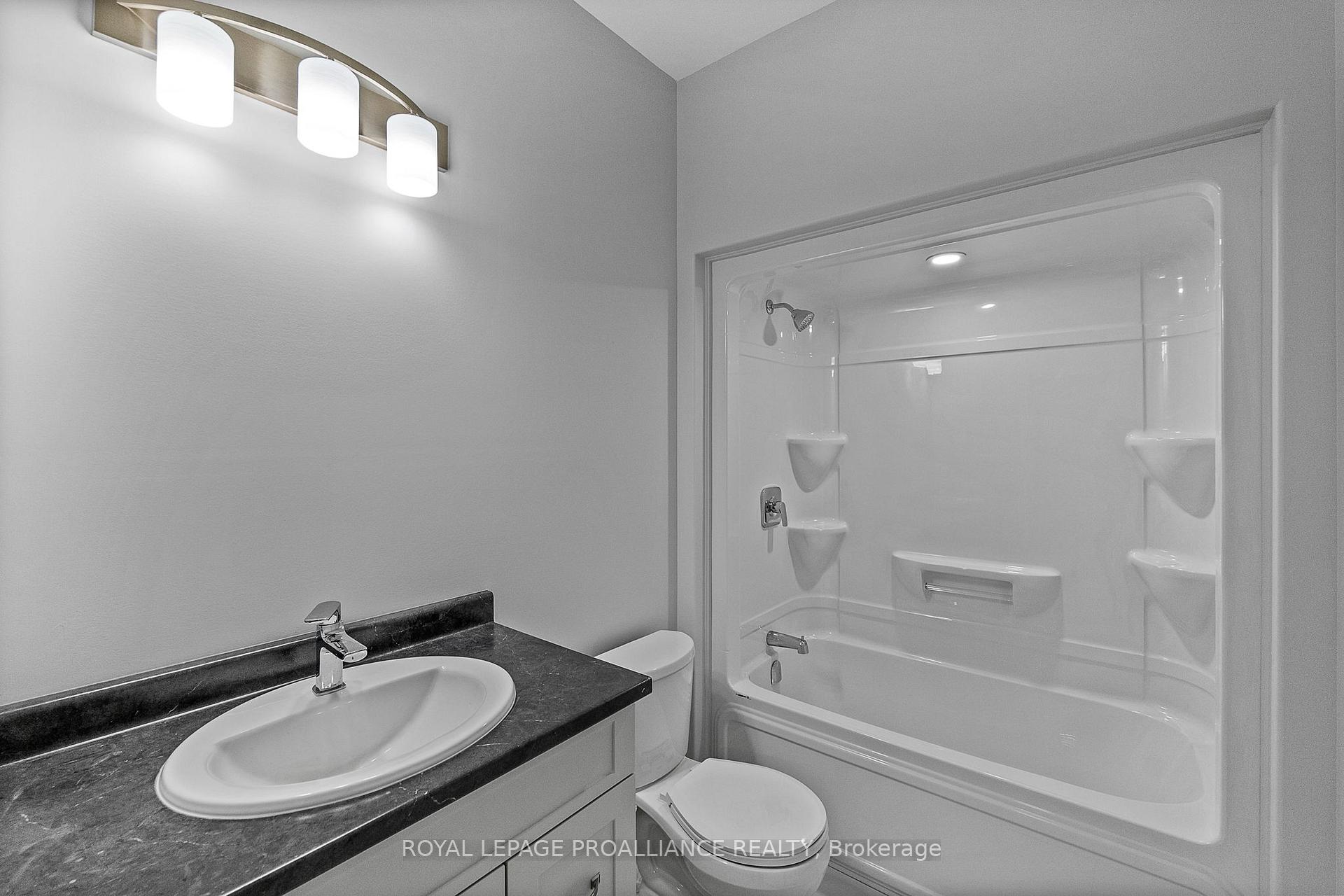 Photo 17 of 109 Lakehurst Street, Brighton, Rural Brighton — HOMEH