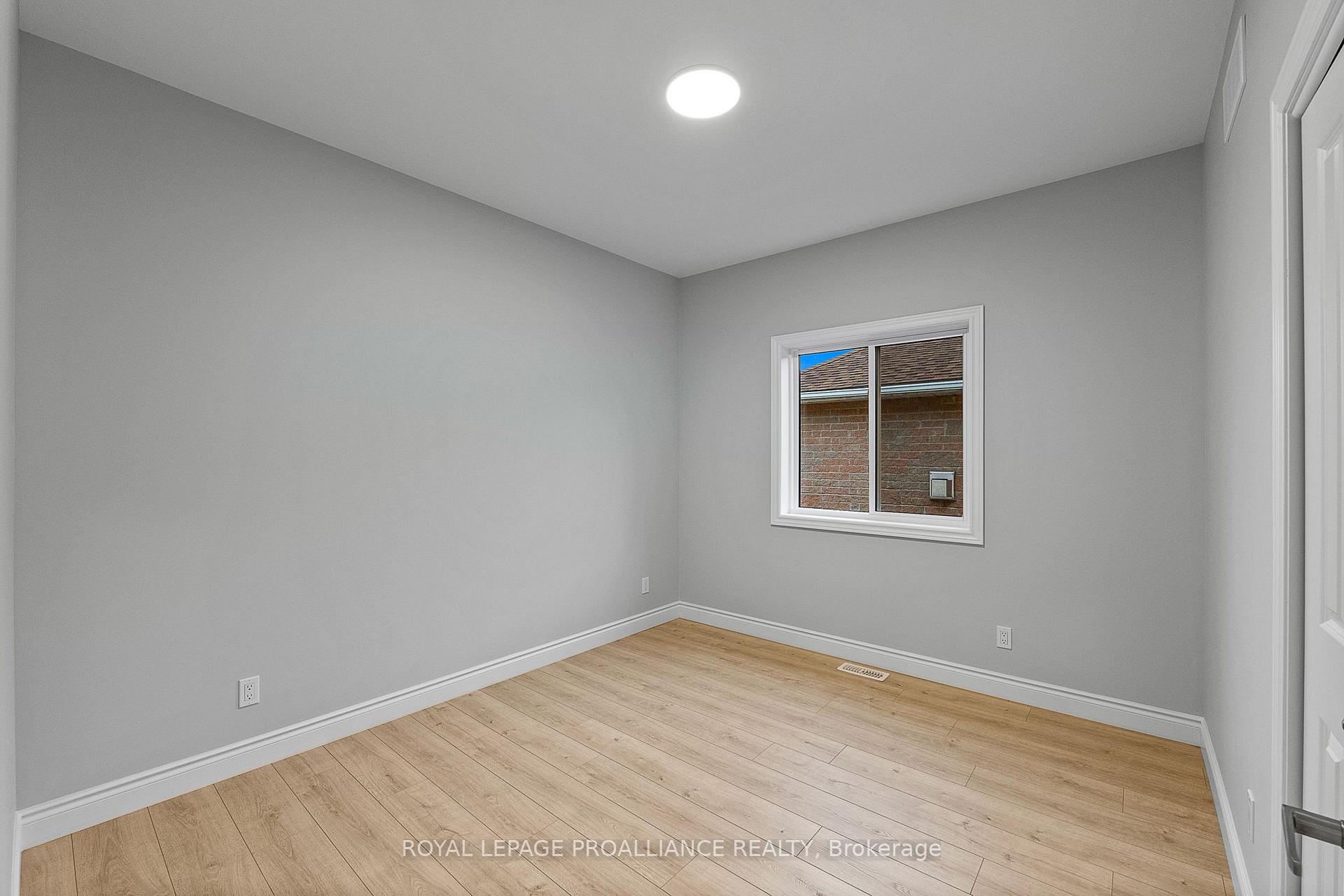 Photo 20 of 109 Lakehurst Street, Brighton, Rural Brighton — HOMEH
