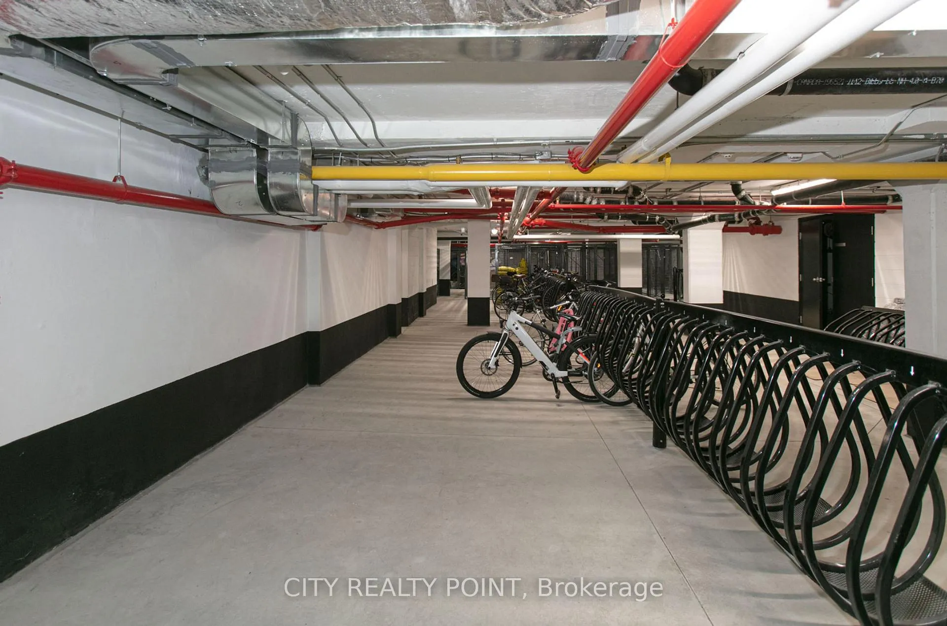 Photo 9 of Unit 606, 485 Huron Street, Toronto, The Annex — HOMEH