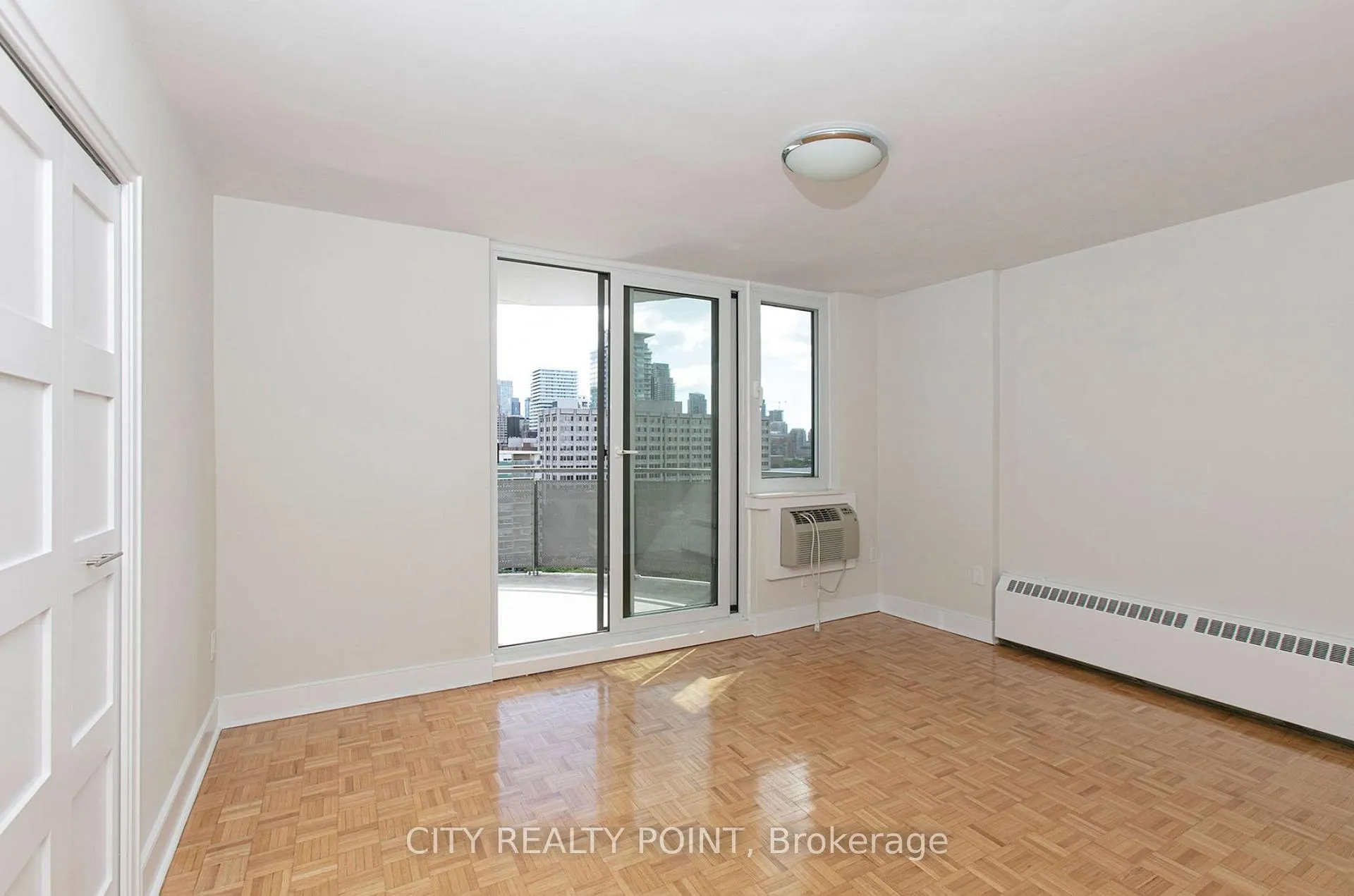 Photo 13 of Unit 606, 485 Huron Street, Toronto, The Annex — HOMEH