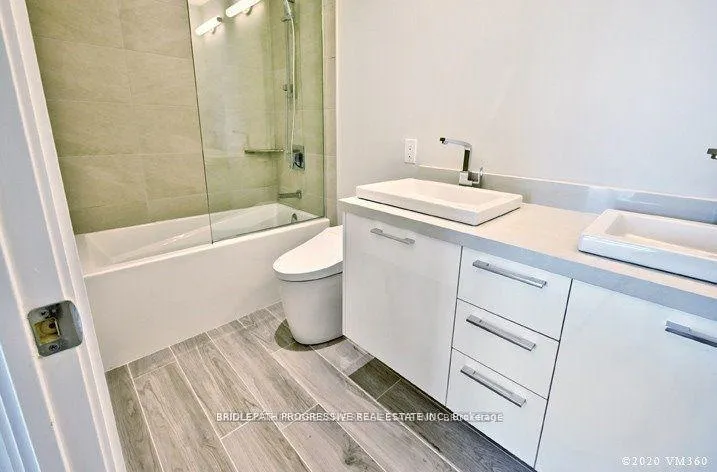Photo 13 of Unit 208, 3 Southvale Drive, Toronto, Leaside — HOMEH