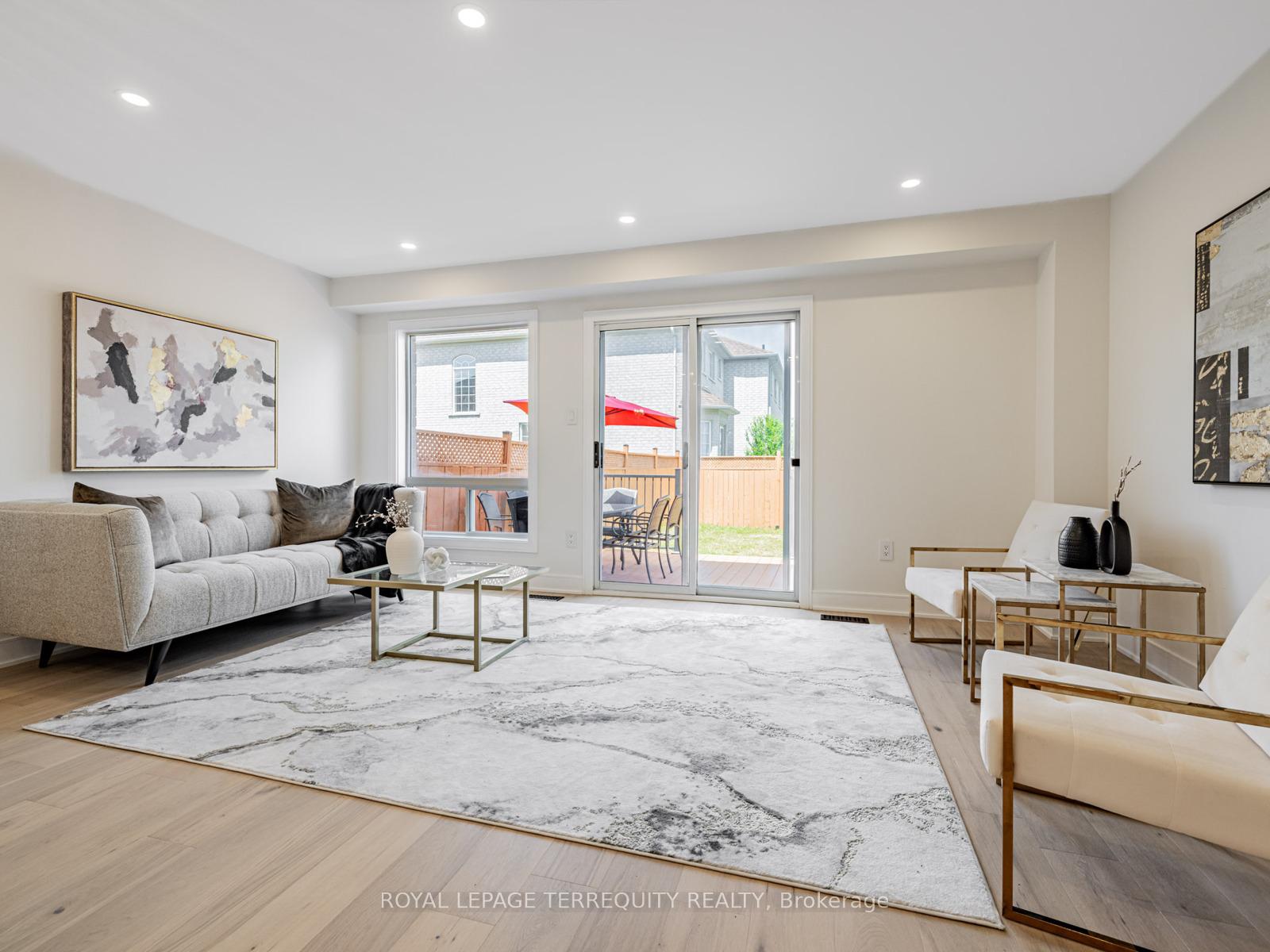 Photo 6 of 39 Frank Johnston Road, Caledon, Bolton West — HOMEH
