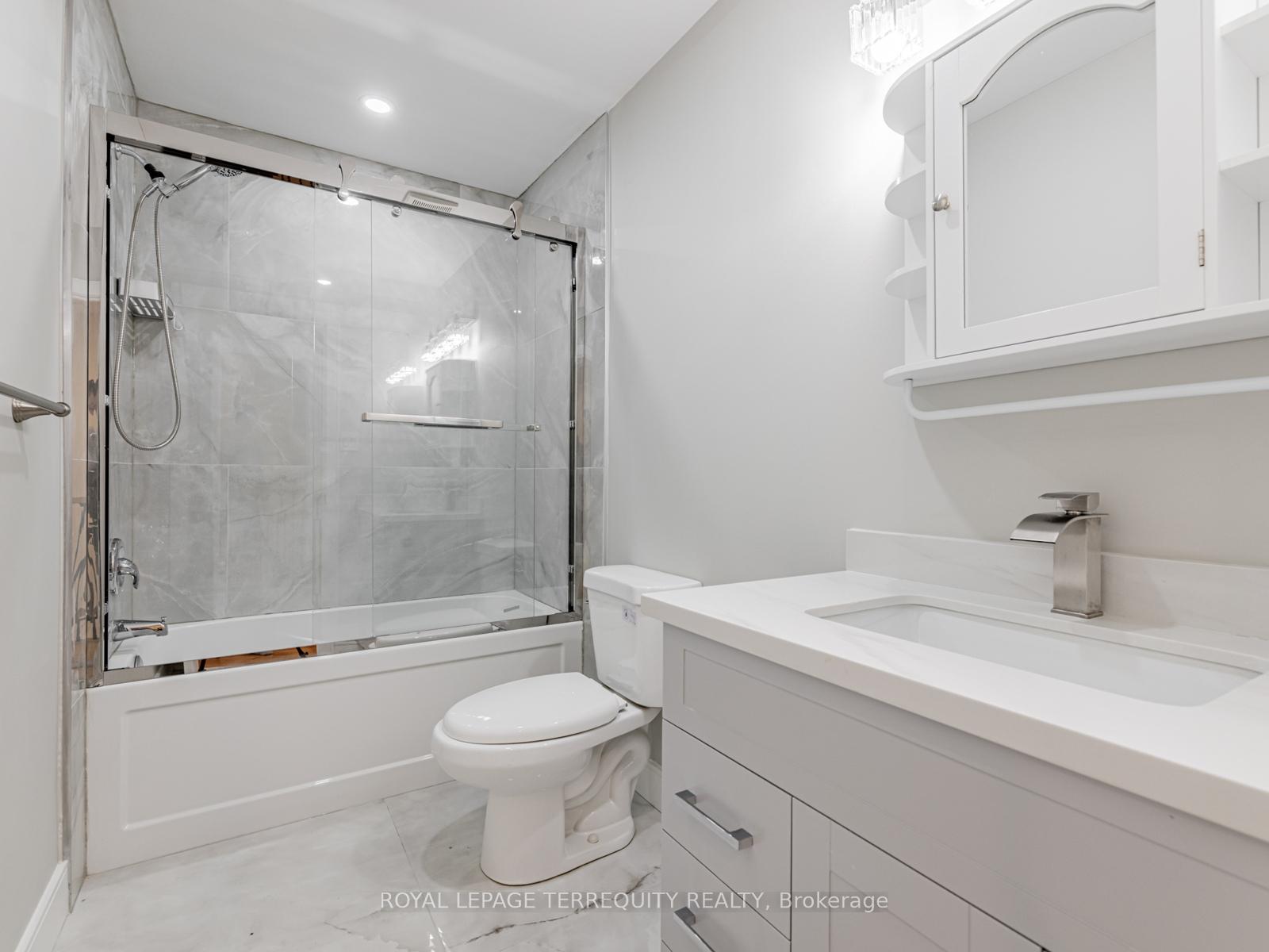 Photo 15 of 39 Frank Johnston Road, Caledon, Bolton West — HOMEH