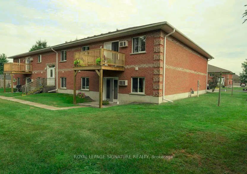 Photo 8 of 300 Park Street, Chatham-Kent, Dresden — HOMEH