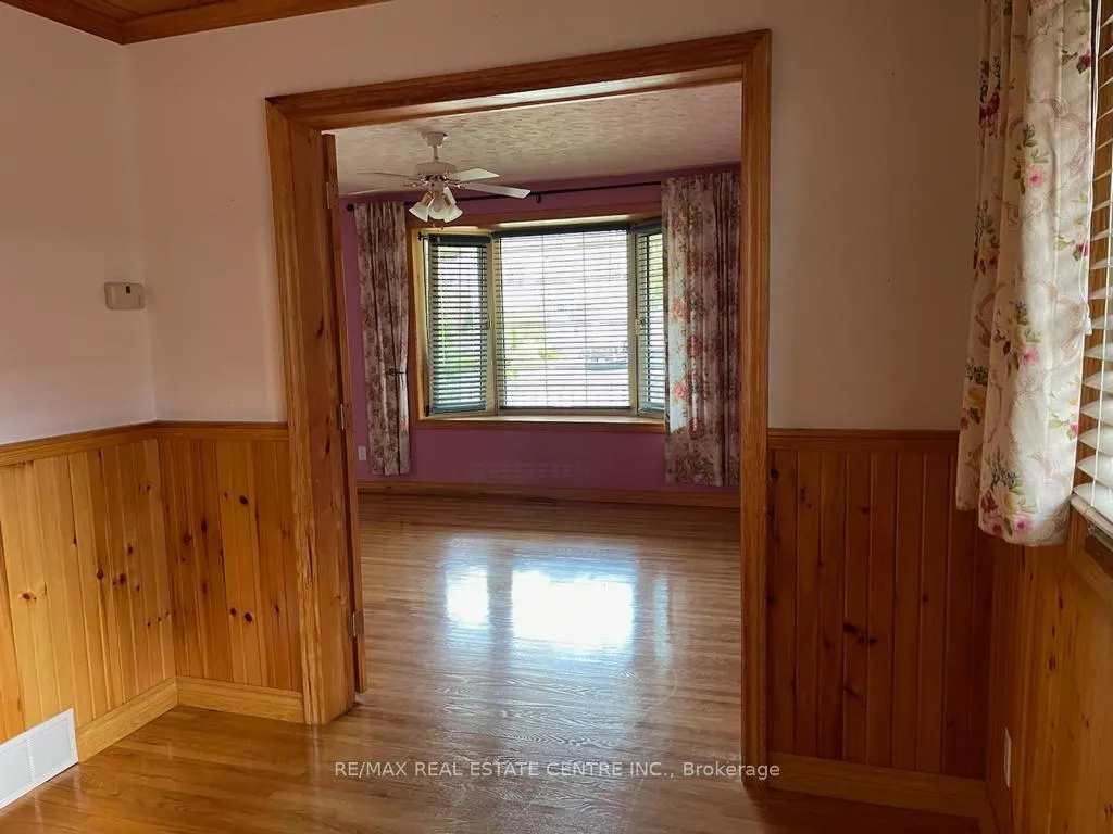Photo 3 of 64 Sandsprings Crescent, Kitchener — HOMEH