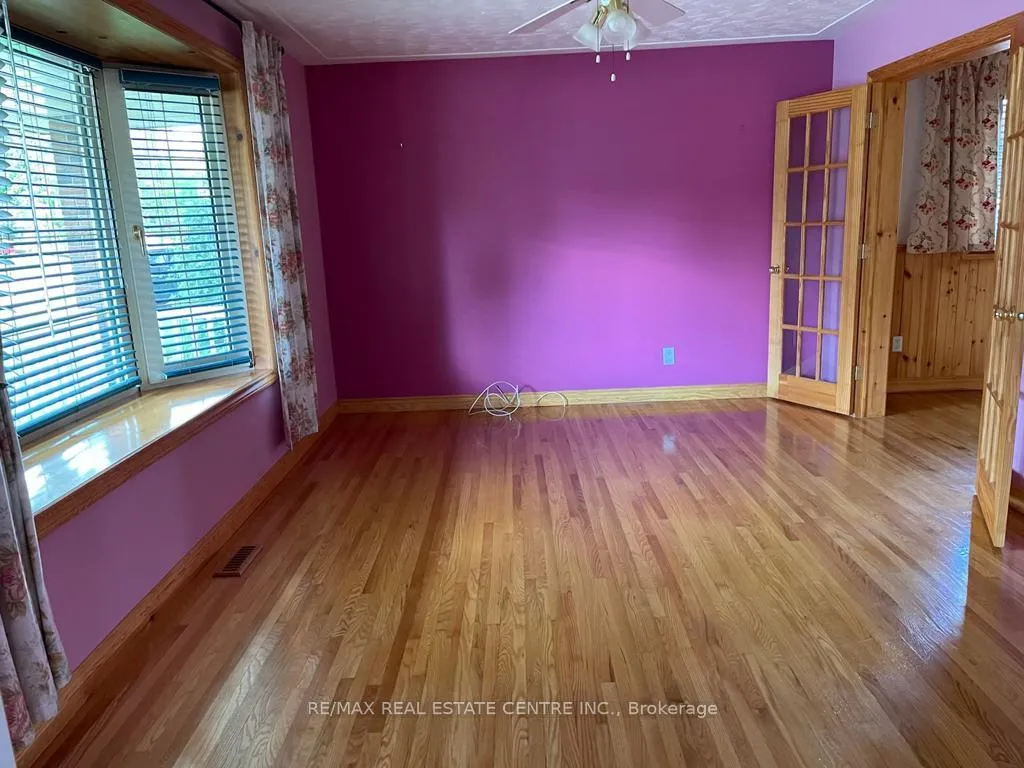 Photo 7 of 64 Sandsprings Crescent, Kitchener — HOMEH