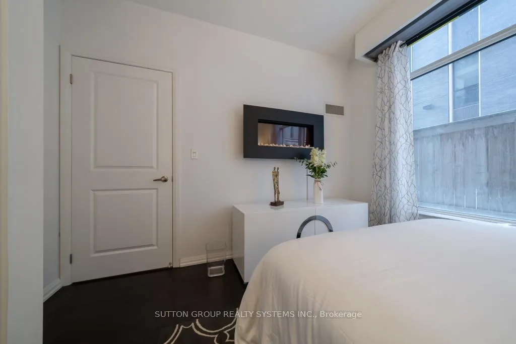 Photo 7 of Unit 106, 35 Hayden Street, Toronto, Church-Yonge Corridor — HOMEH