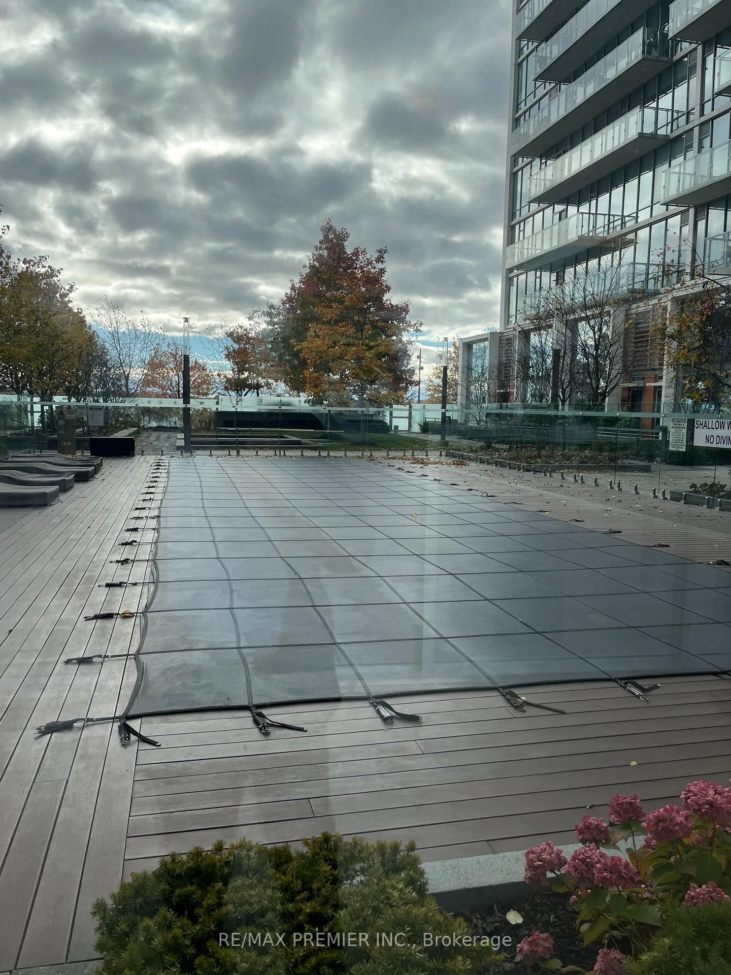 Photo 13 of Unit 421, 29 Queens Quay E, Toronto, Waterfront Communities — HOMEH