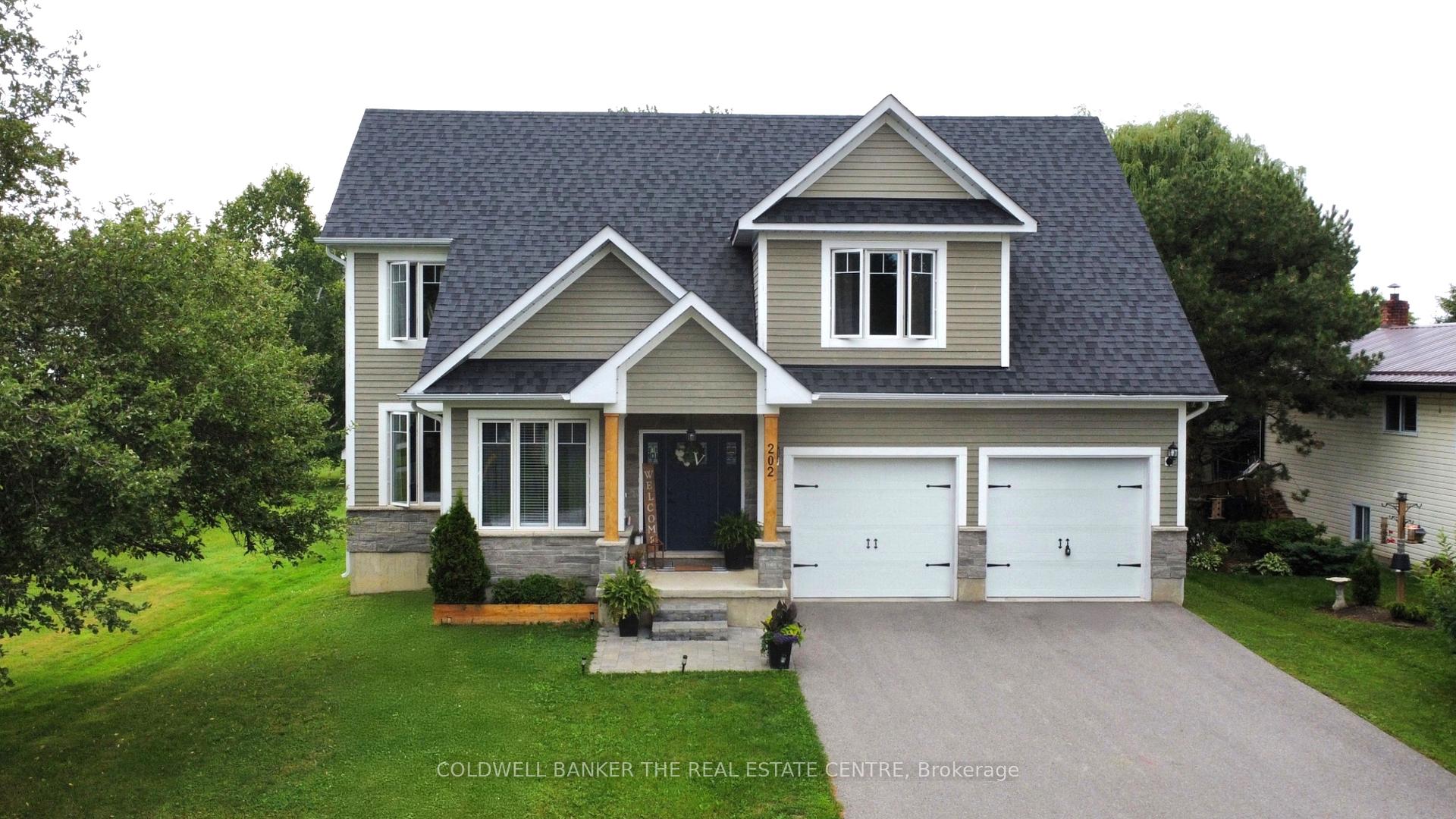 Photo 1 of 202 Clarence Street, Clearview, Stayner — HOMEH