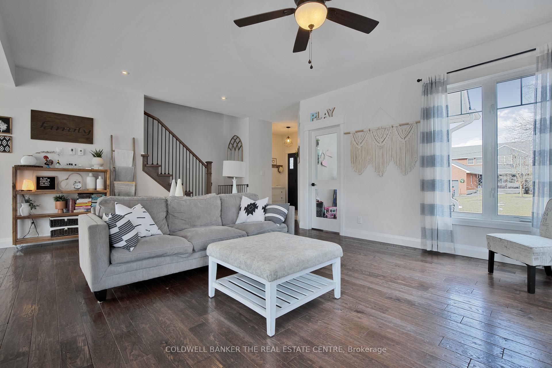 Photo 6 of 202 Clarence Street, Clearview, Stayner — HOMEH