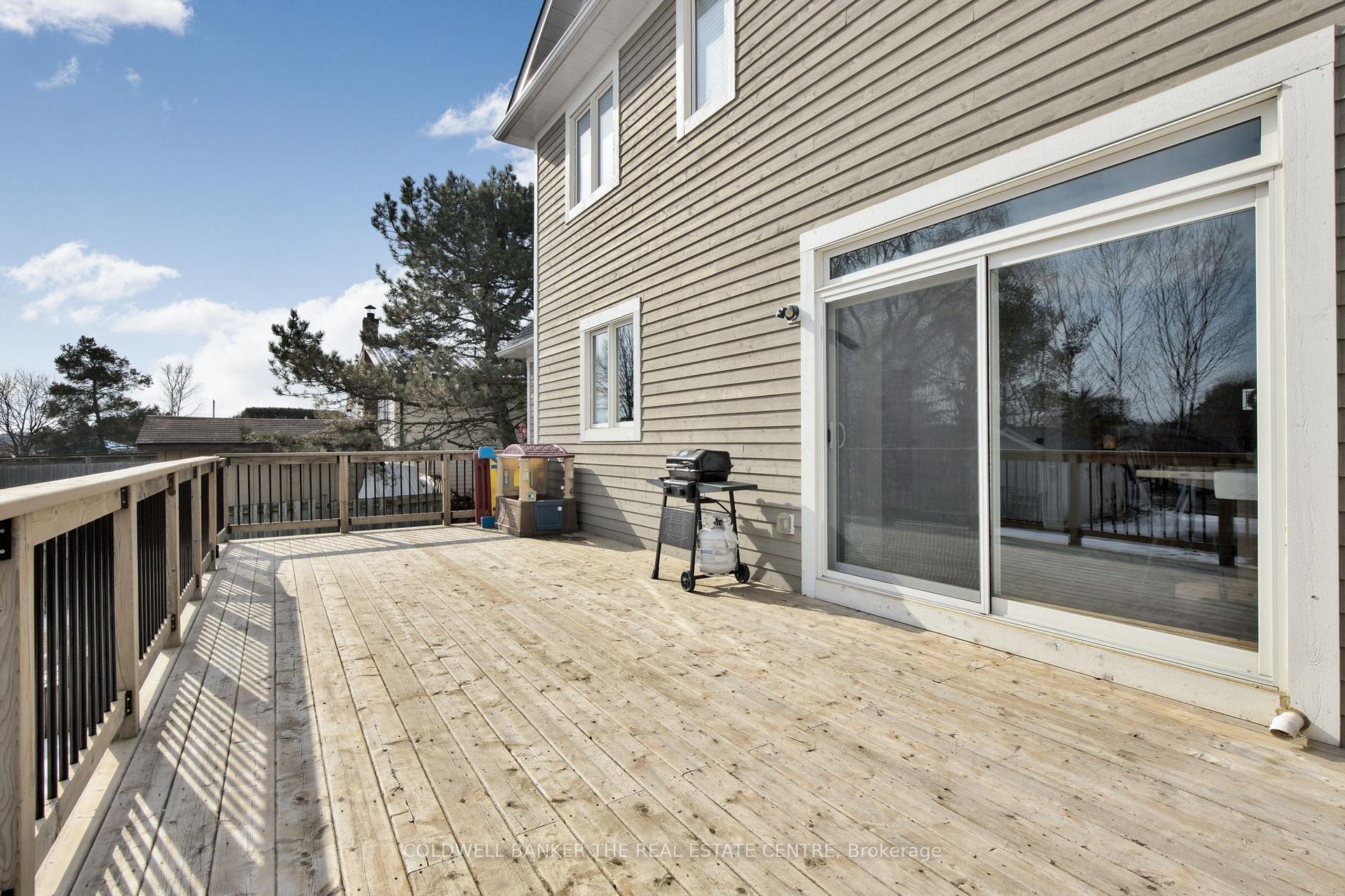 Photo 41 of 202 Clarence Street, Clearview, Stayner — HOMEH