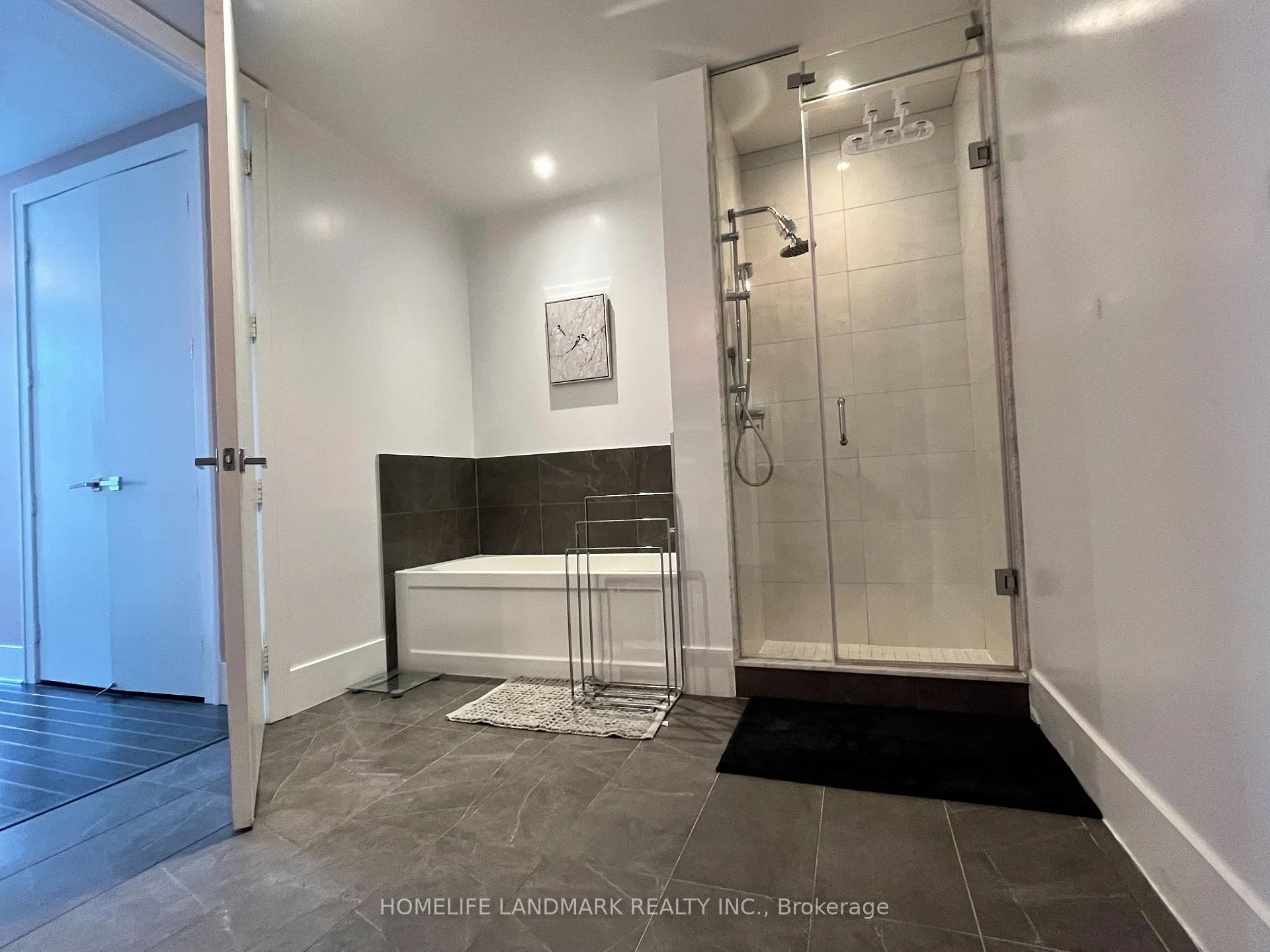 Photo 11 of Unit 919, 29 Queens Quay E, Toronto, Waterfront Communities — HOMEH