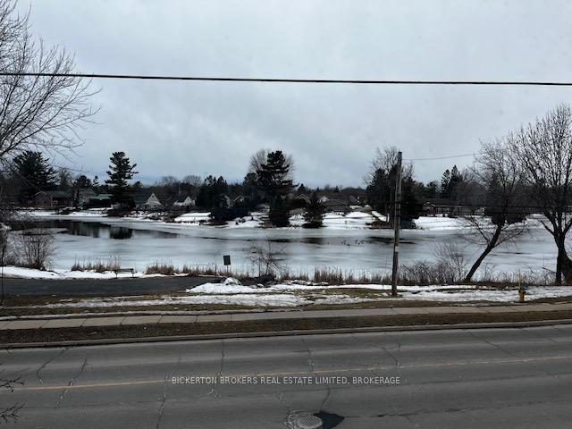 Photo 5 of 453 Stone Street N, Gananoque — HOMEH
