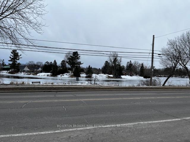Photo 6 of 453 Stone Street N, Gananoque — HOMEH
