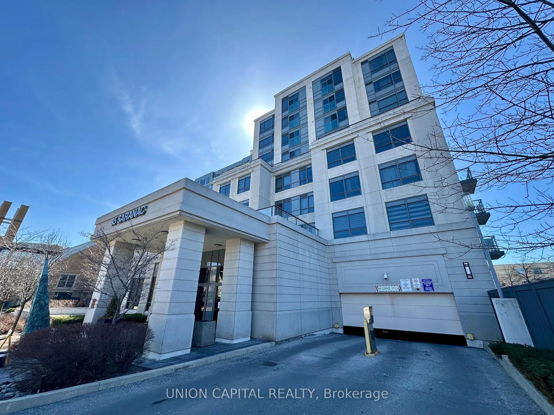 Photo 1 of Unit 821, 35 Saranac Boulevard, Toronto, Englemount-Lawrence — HOMEH