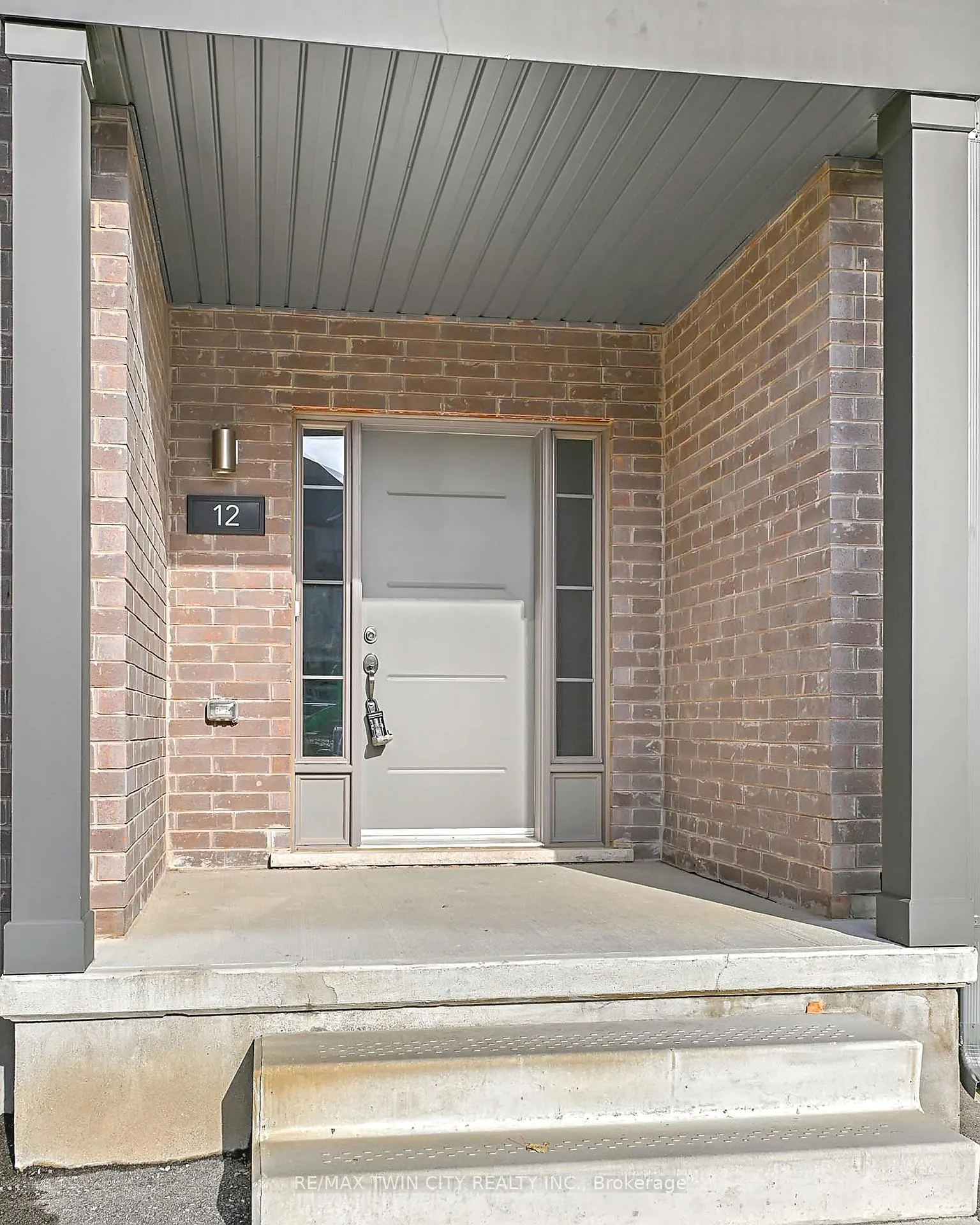 Photo 8 of Unit 12, 205 West Oak Trail, Kitchener — HOMEH