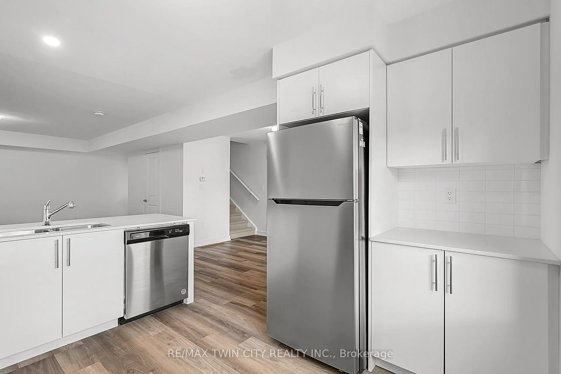 Photo 12 of Unit 12, 205 West Oak Trail, Kitchener — HOMEH