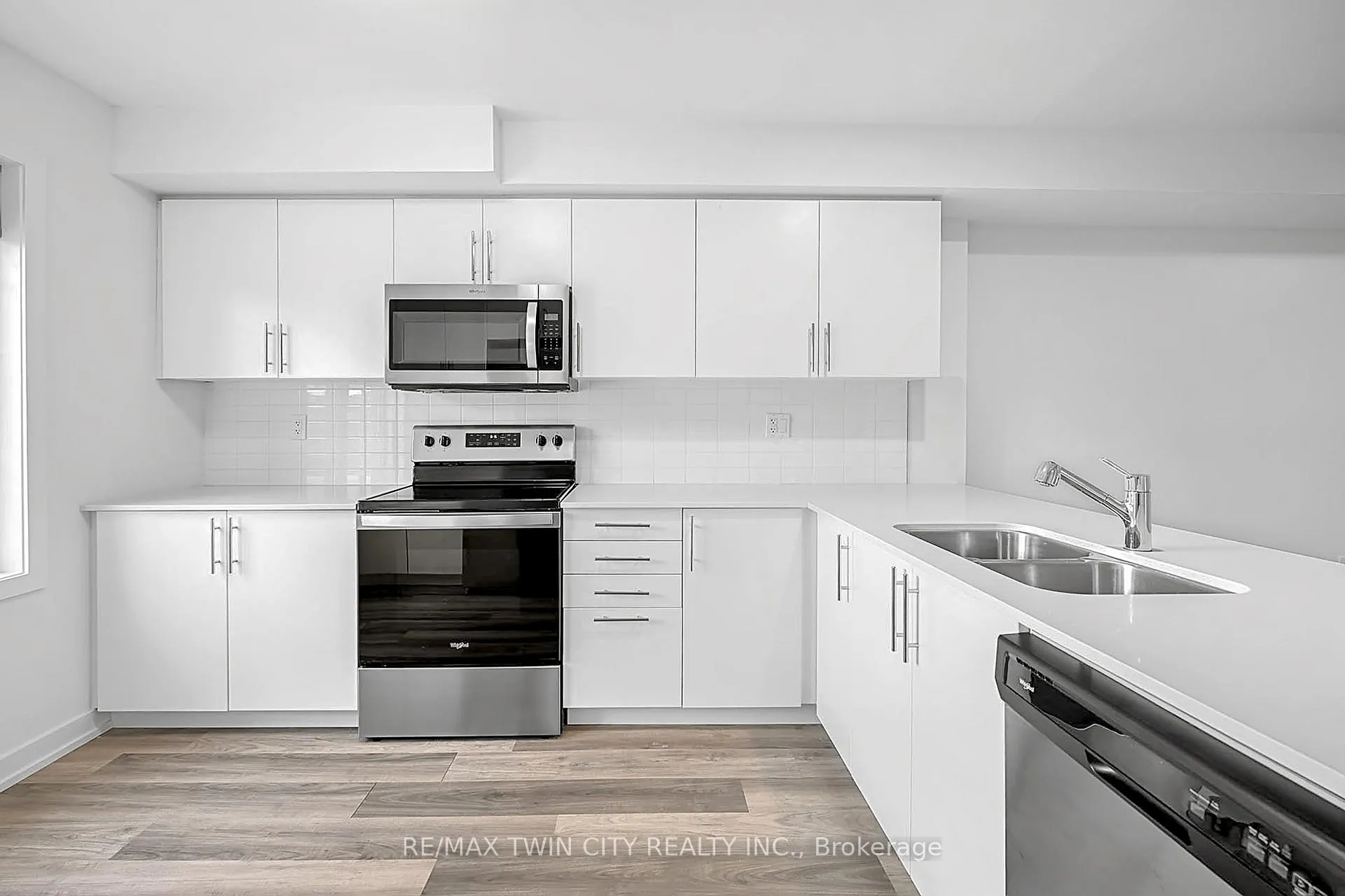 Photo 15 of Unit 12, 205 West Oak Trail, Kitchener — HOMEH